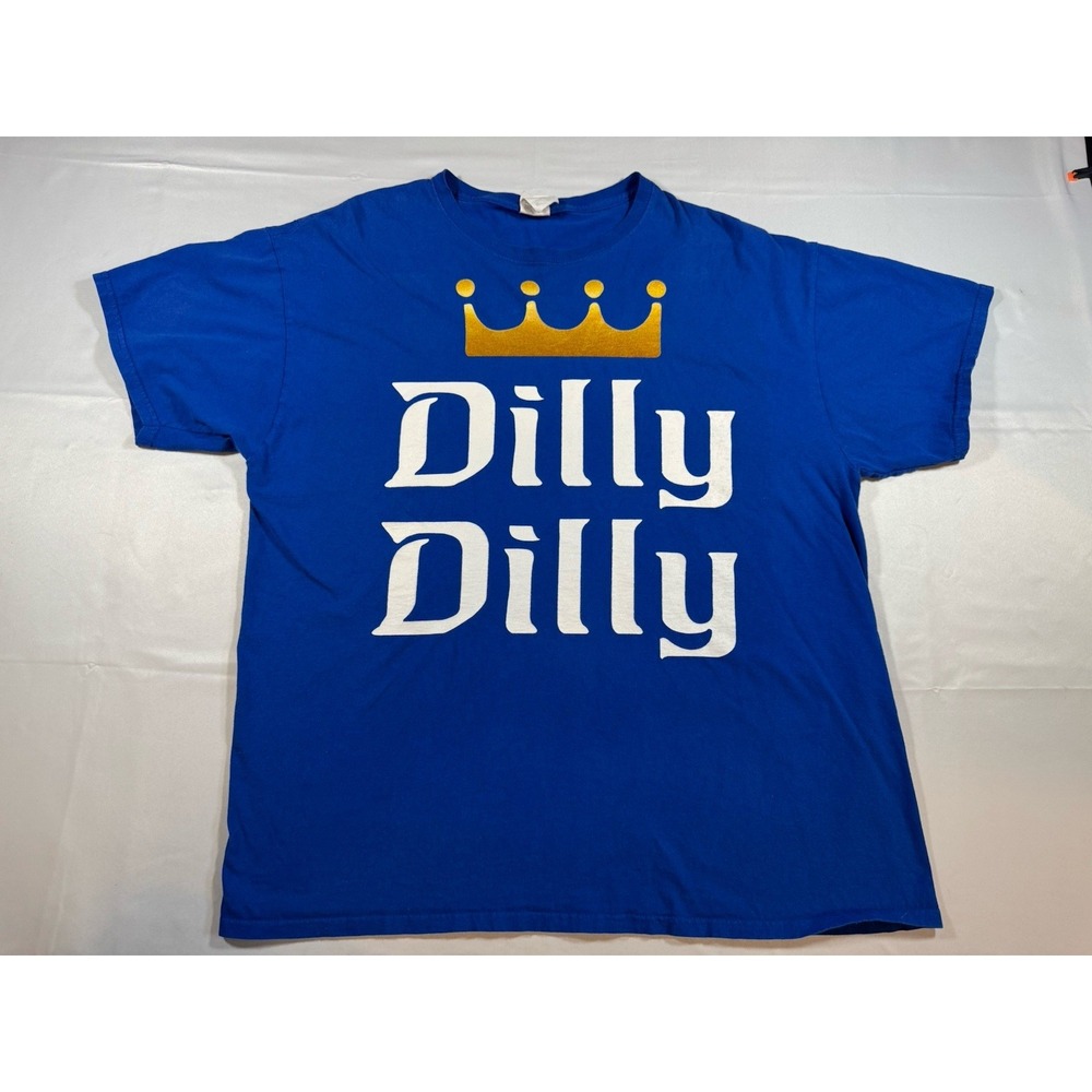 Bud Light Dilly Dilly Shirt Mens XL Blue Fruit Of The Loom Graphic Beer Crown